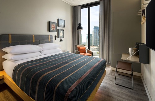 East Village Hotel | Moxy San Diego Downtown/Gaslamp Quarter