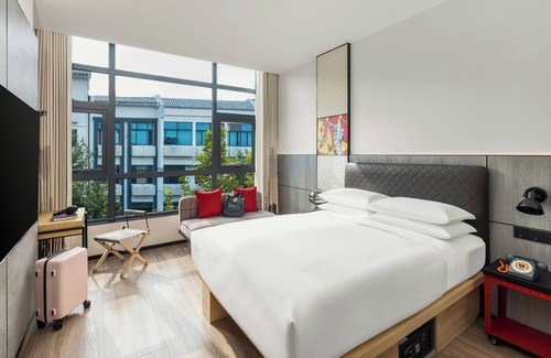 Suzhou Old Town Hotel | Moxy Suzhou City Centre
