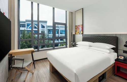 Suzhou Old Town Hotel | Moxy Suzhou City Centre
