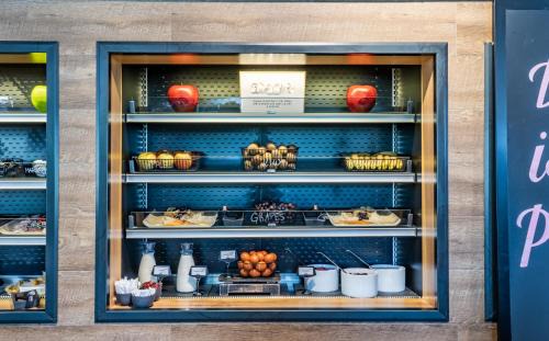 Schwechat Hotel | MOXY Vienna Airport