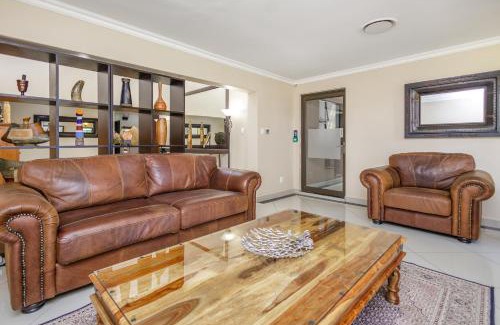 Emalahleni House | Moyres Guest House