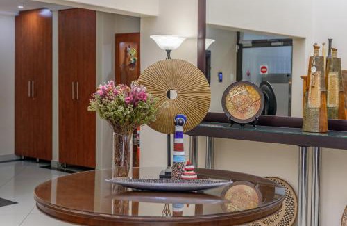 Emalahleni House | Moyres Guest House