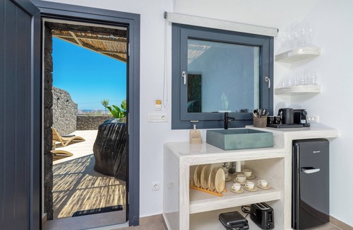 Kamari Villa | Mperes Villas | No 2