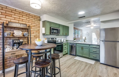 Grand Prairie Apartment | Mpressive Comfort to allow a relaxing stay!