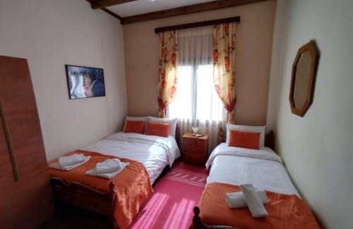 Elati House | Mprizis Rooms