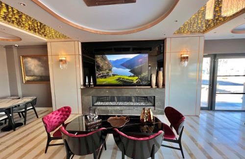 Karaburun Koyu Hotel | MQ Hotel Suites