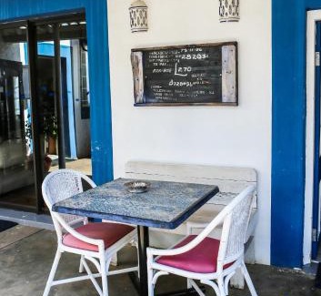 Jeffreys Bay Hotel | Mr Pell's House Self-Catering Accommodation