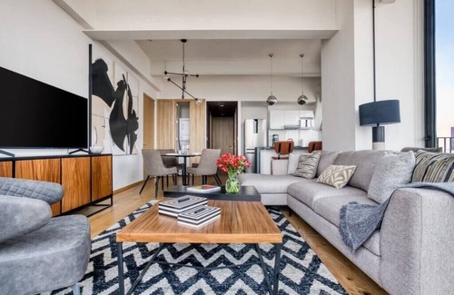 Reforma Apartment | Mr. W | Decorous Stylish Apartment | 2Br | Gym
