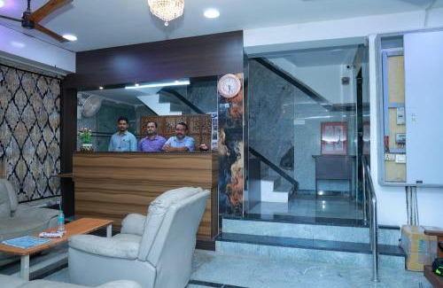 Egmore Hotel | MR.WHITE PRIME RESIDENCY