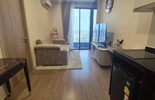 Huai Khwang Apartment | Mrt -Blue Line- Phasi Charoen Luxury 1BR 28th Flr