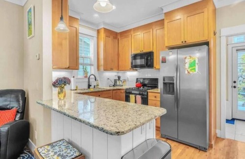 Nelscott House | Ms B Haven @ Olivia Beach - 2Bed/2.5bth