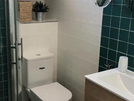 Huerta de Santa Teresa Apartment | MS4 Apartamentos Nervión para 3 personas