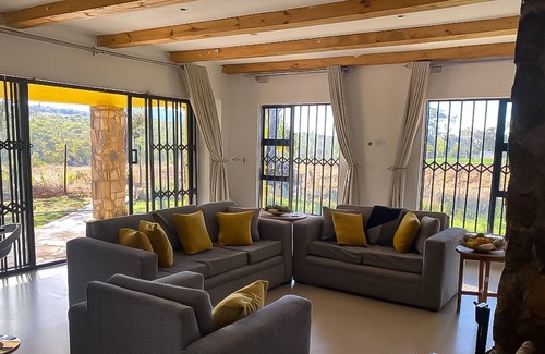 Juliasdale Ski Chalet | Msassa Views Cottage