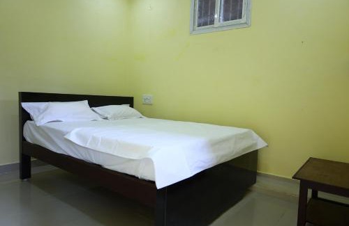 Srikalahasti Hotel | MSN Residency