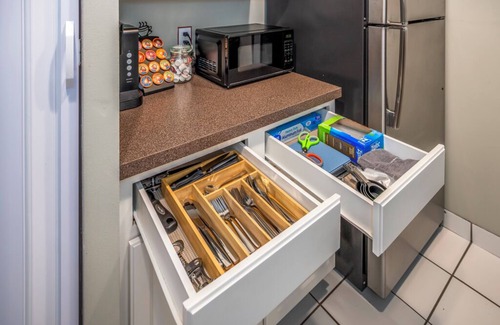 Mount Adams Apartment | Mt Adams+Stellar Views+Wifi+Lux Beds+Parking