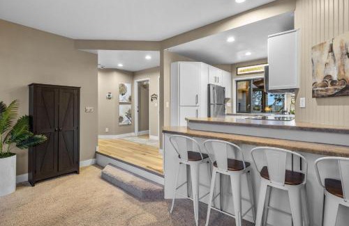 Century West House | MT BACH 501AB
