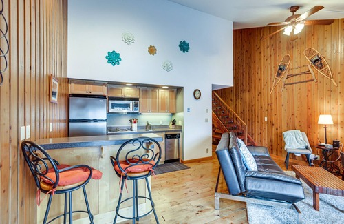 Century West Condo | Mt Bachelor Village Resort Condo: 19 Mi to Skiing!