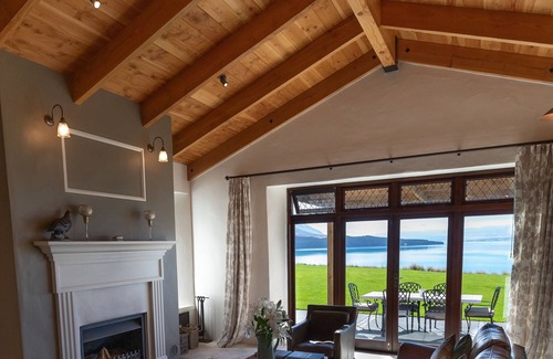 Ben Ohau Cabin | Mt Cook Lakeside Retreat