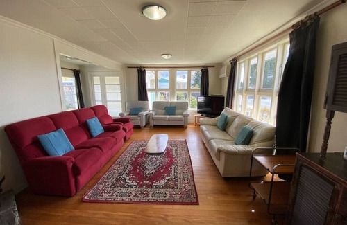 Twizel House | Mt Cook Street Holiday Home