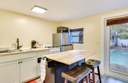 Mount Dora Apartment | Mt Dora Couple's Retreat w/Shared Pool!