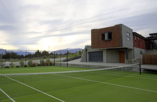 Wanaka House | Mt Gold Retreat - Tennis court - Hot Tub