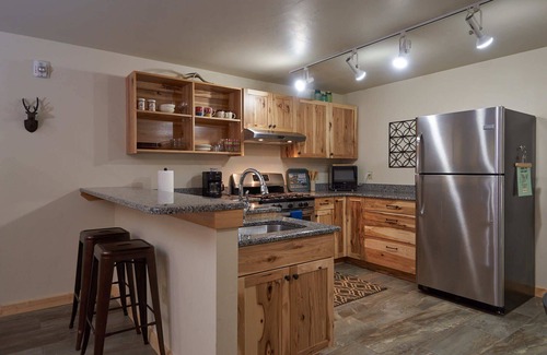 Joseph Condo | Mt. Joseph Lodge in Downtown Joseph: Unit #1