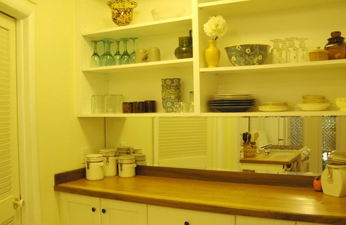 Fayetteville Apartment | Mt SEQUOYAH; Close to UofA Campus, Fayetteville SQUARE; 10 minutes to WRMC;