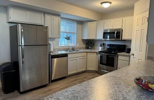 Pleasant Grove Apartment | Mt Timpanogas View 3BR
