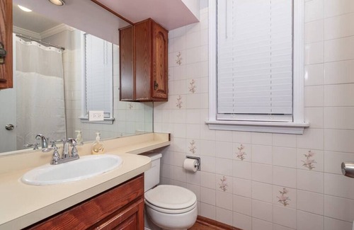 Old Town Apartment | MTM Fully Furnished Rental in Old Town - 2 beds
