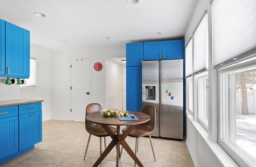Hudson Lake House | MTM Premier, Modern 2 Bedroom, 1 1/2 Baths