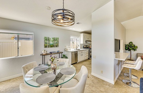 Menifee House | Mtn & Golf Course Views: Inviting Home in Menifee!