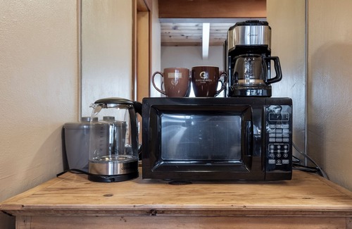 Comstock Acres Apartment | Mtn Hideaway (Rm) @ Granlibakken, near Lake & Ski