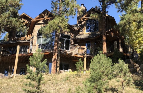 Evergreen House | Mtn Luxury executive home 10 private acres-Privacy, Views, Outdoors lifestyle!.