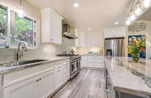 West Point House | Mtn-View Gem: Deck, Grill & Fire Pit in West Point
