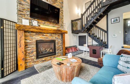Tannersville House | Mtn-View Gem with Deck and Hot Tub in Tannersville