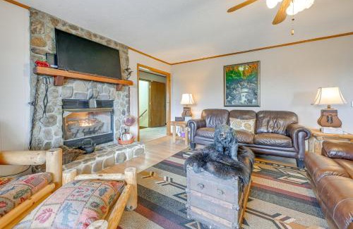 Franklin House | Mtn-View Home with Game Room in Franklin!