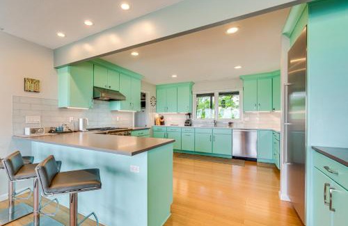 Boulder House | Mtn-View Home with Pickleball Court in Louisville!