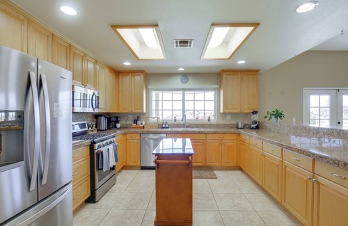 Desert Hot Springs Cottage | Mtn-view Oasis w/2 Patios in Desert Hot Springs!