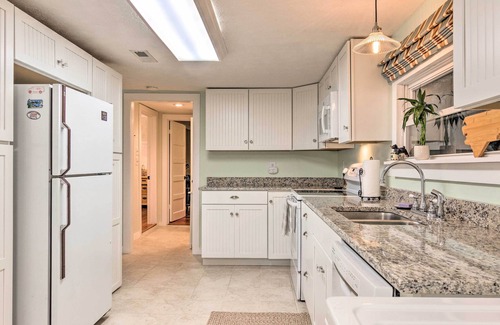 Chimney Rock Cottage | Mtn Views + Fire Pit: Serene Chimney Rock Abode
