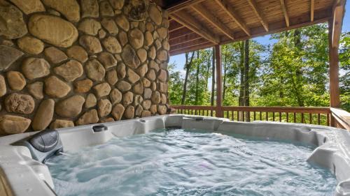 Morganton House | MTN Views Hot Tub Fire Pit Pool Table Games