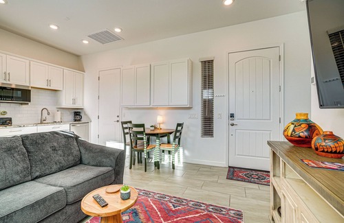 Buckeye House | Mtn Views & Private Hot Tub: Buckeye Getaway