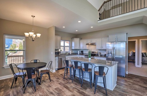 Woodfin House | Mtn Views, Walkable Location: Asheville Retreat!