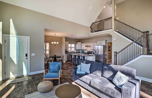 Woodfin House | Mtn Views, Walkable Location: Asheville Retreat!