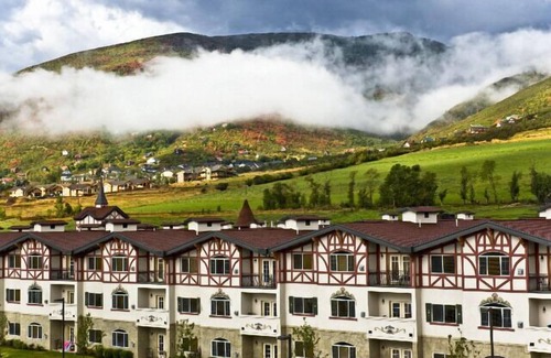 Midway Villa | Mtn Villa Retreat~Hot Spring, Skiing & Park City Villa 2016