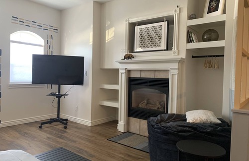 Midway Apartment | MtnPad Midway Studio Apartment