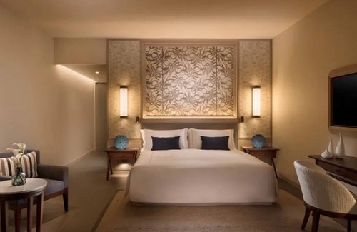Plaine Magnien Hotel | Tropical Getaway in Mauritius! 4 Contemporary Units, Outdoor Pool, Beachfront!