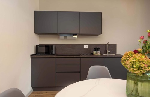 Ovest Apartment | MuBra Apartments - Unit 301