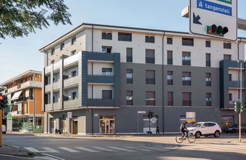 Ovest Apartment | MuBra Apartments - Unit 301
