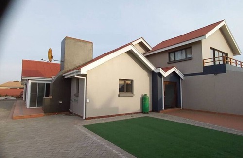 Walvis Bay House | Mucha's Guest House