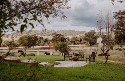 Menah House | Mudgee-gooree Farm Stay's Light, Bright and Welcoming House Just 7km From Mudgee